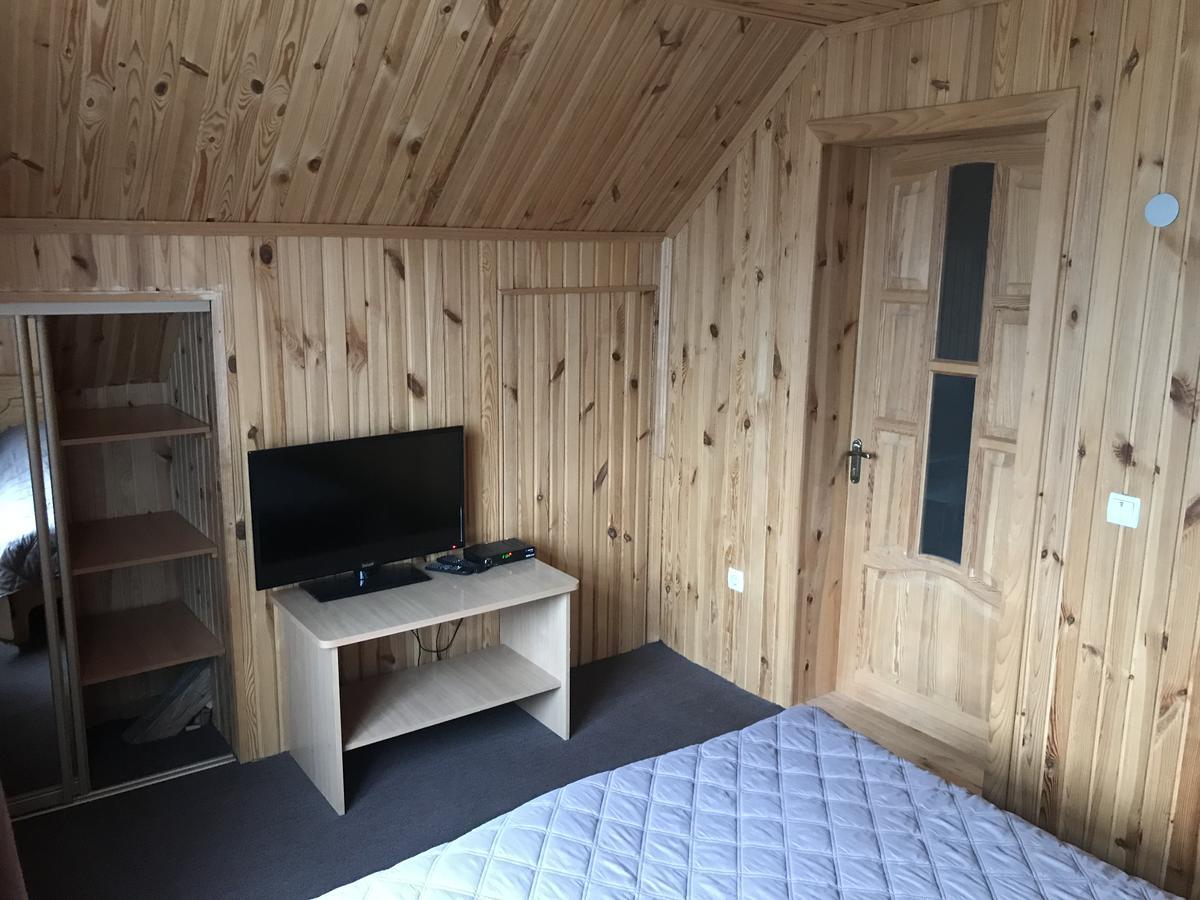 Садиба Червона калина Private estate Chervona Kalyna Яремча Экстерьер фото