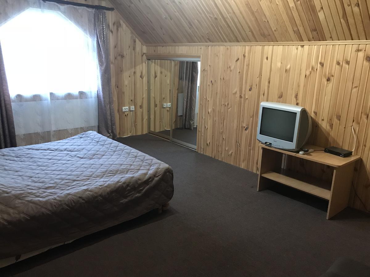 Садиба Червона калина Private estate Chervona Kalyna Яремча Экстерьер фото