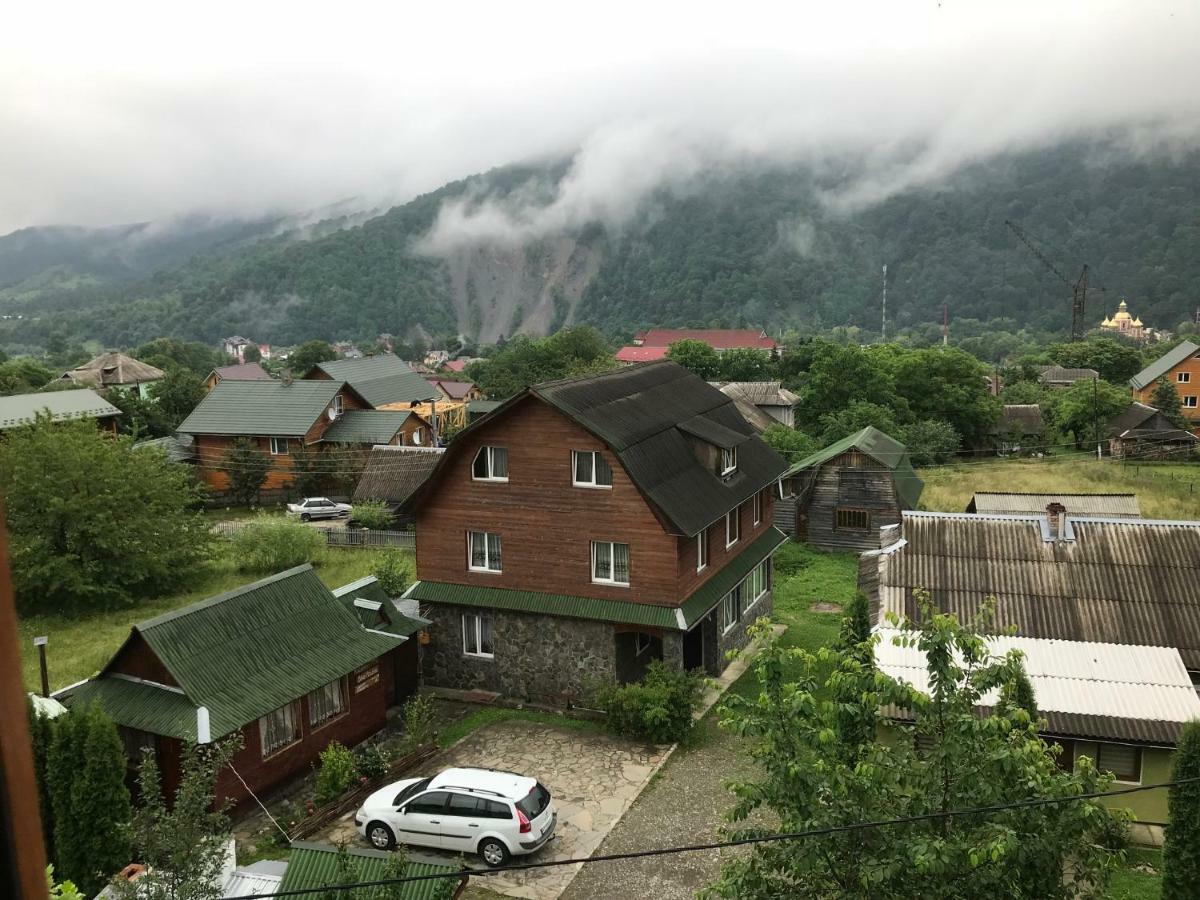 Садиба Червона калина Private estate Chervona Kalyna Яремча Экстерьер фото