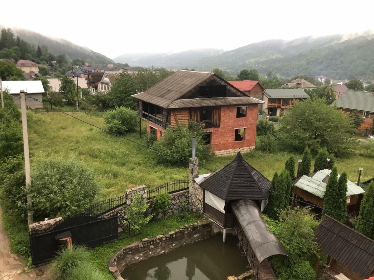 Садиба Червона калина Private estate Chervona Kalyna Яремча Экстерьер фото