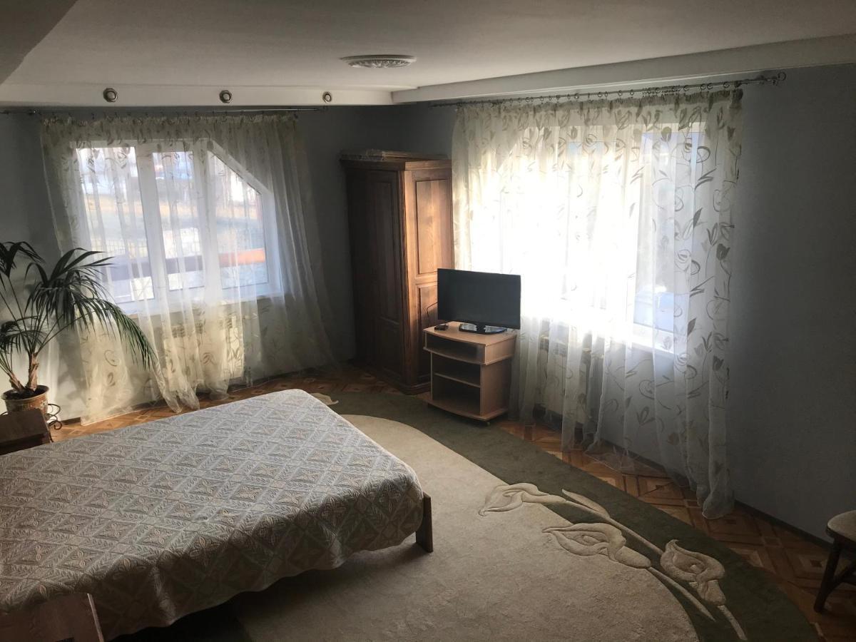 Садиба Червона калина Private estate Chervona Kalyna Яремча Экстерьер фото